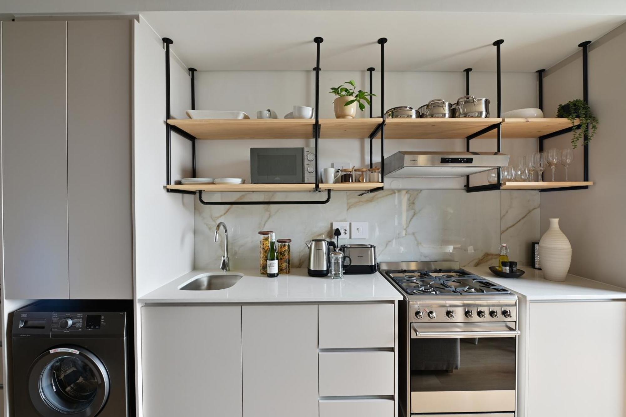 Apartment Three43 On B Cape Town